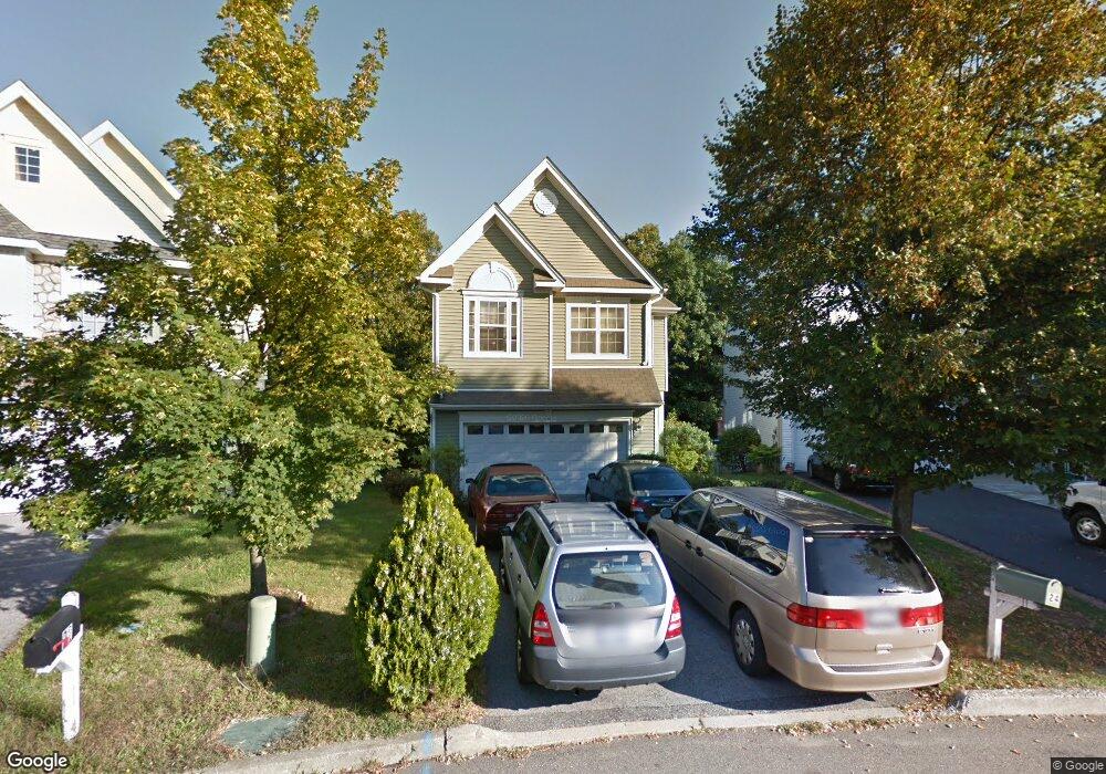 24 Scofield Ct, Peekskill, NY 10566 - photo 1