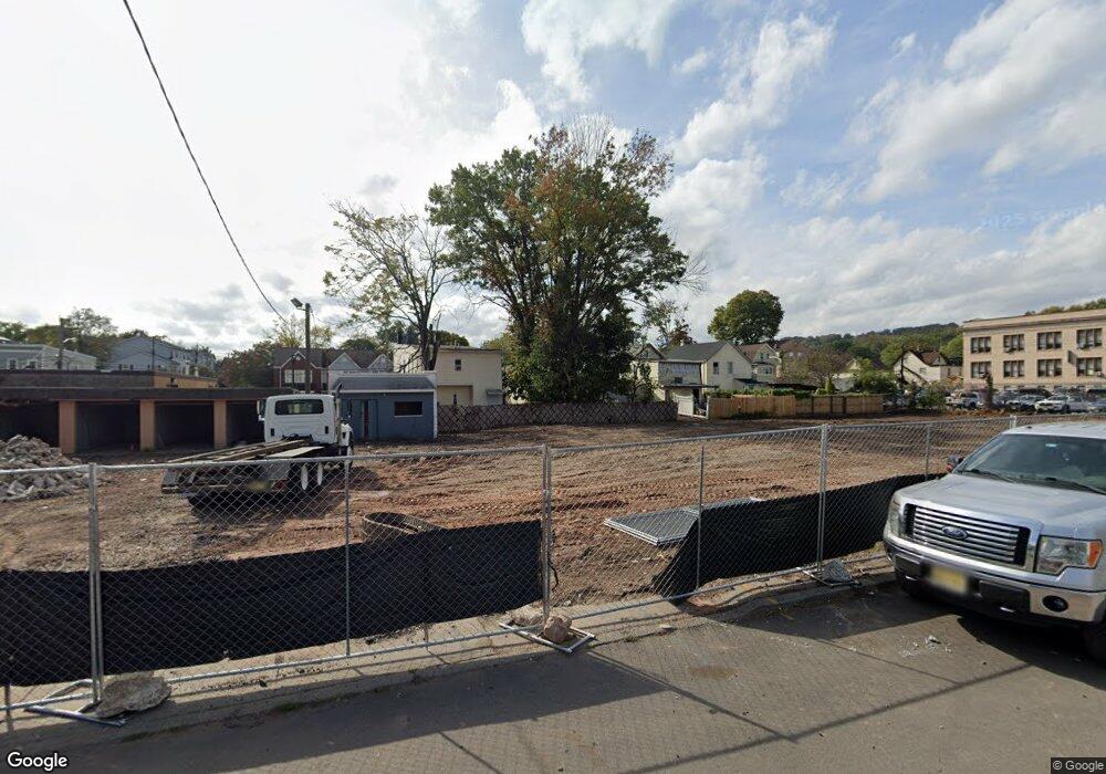 576 Morrow St, Orange, NJ 07050 - photo 1