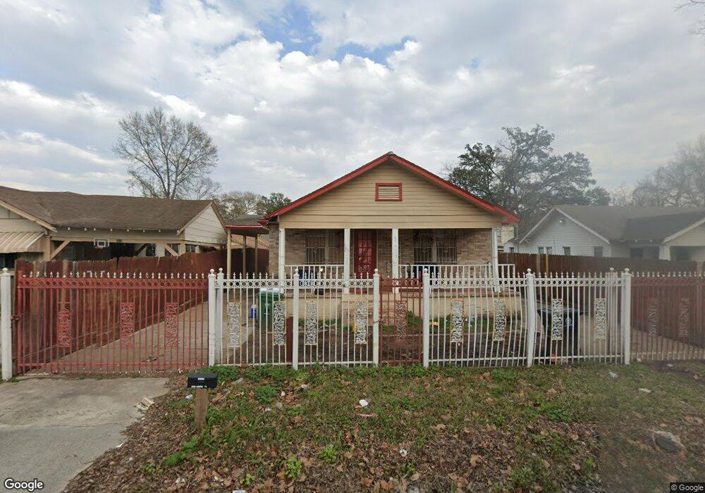 4310 Siegel St, Houston, TX 77009 - photo 1