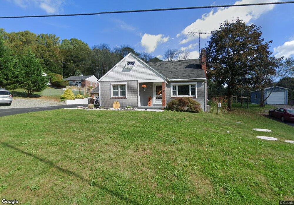19 Edgehill Rd, Boyertown, PA 19512 - photo 1