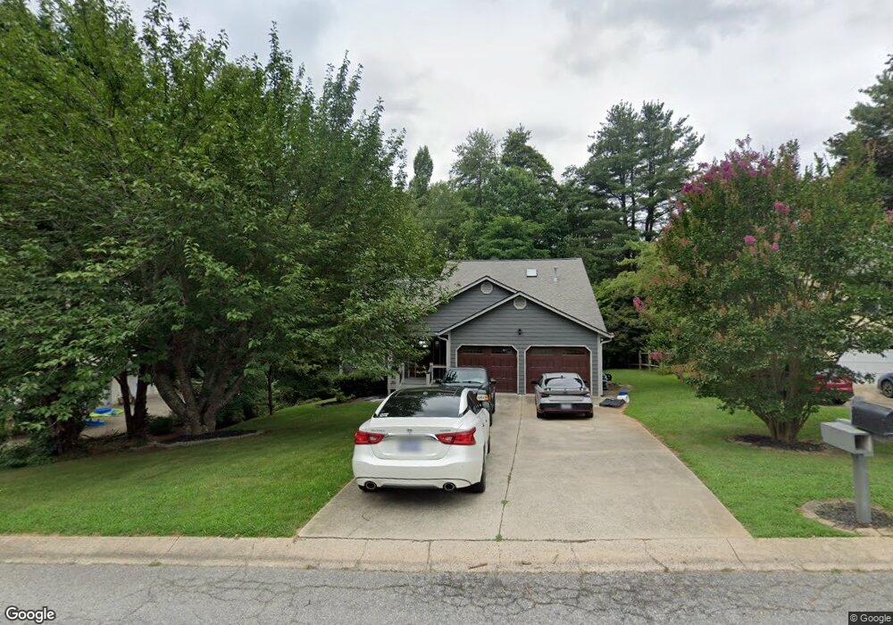 62 Forest Lake Dr, Asheville, NC 28803 - photo 1