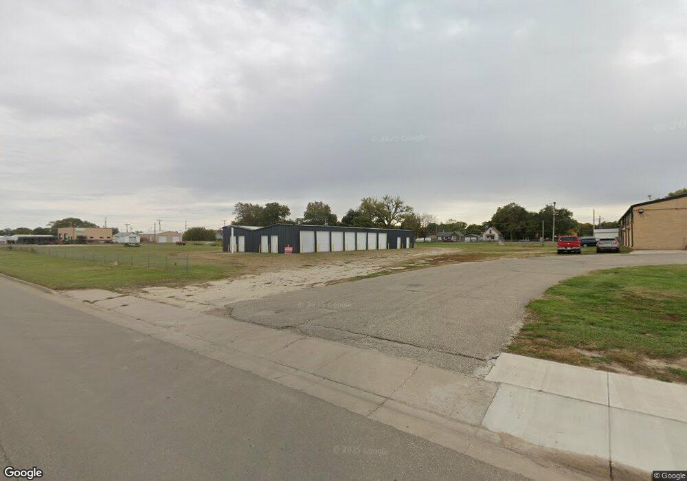 1110 E 6th St, Concordia, KS 66901 - photo 1