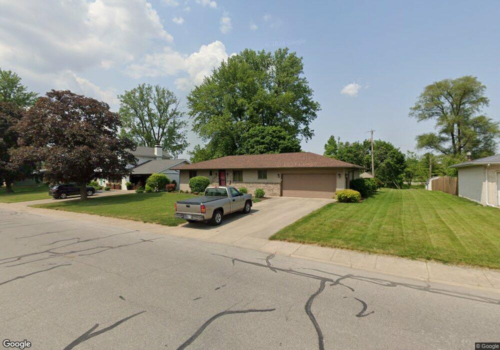 1208 E Marion St, Nappanee, IN 46550 - photo 1