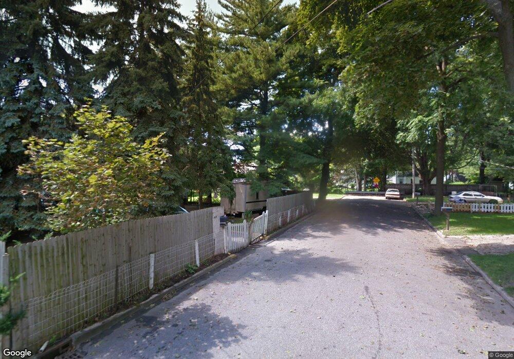 1423 Keeney Ct, Lansing, MI 48915 - photo 1