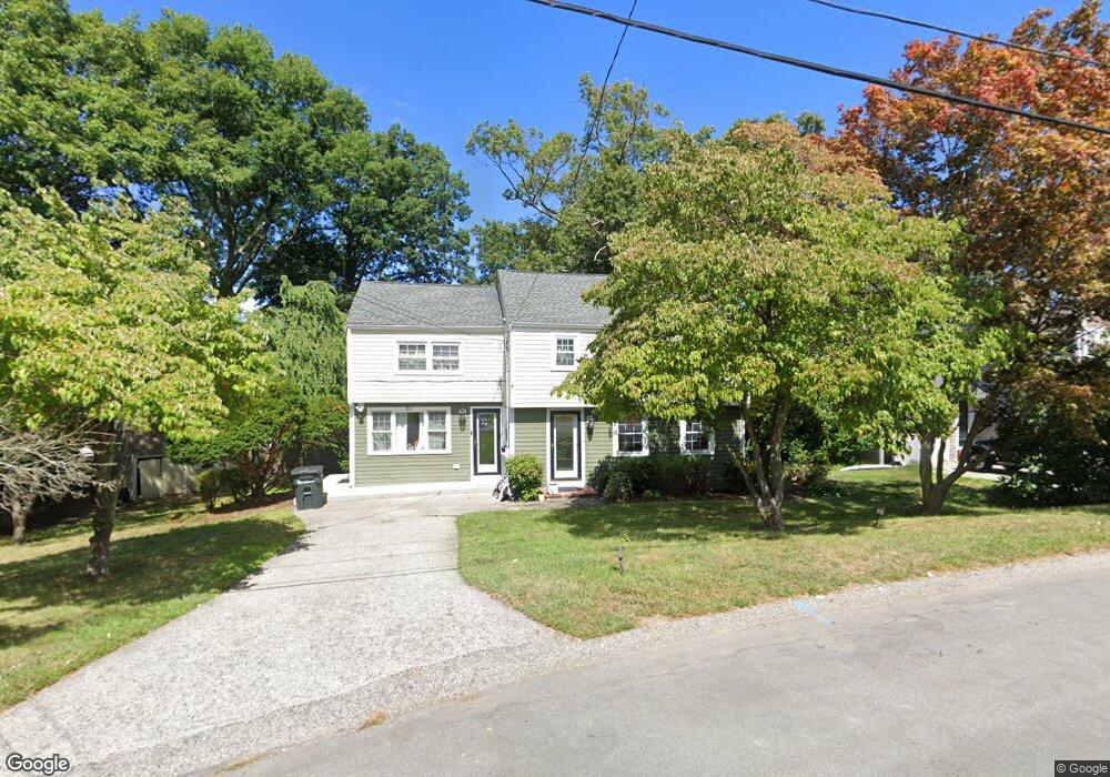31 Governor Andrew Rd, Hingham, MA 02043 - photo 1