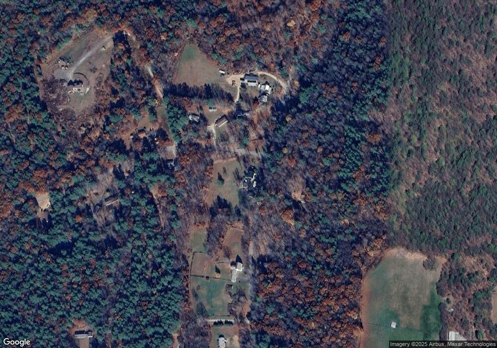 843 Plain Rd, Hinsdale, NH 03451 - photo 1