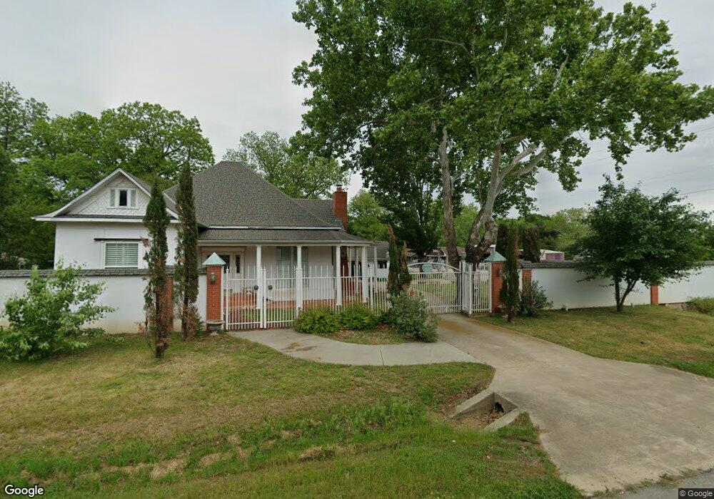 200 N Main St, Aubrey, TX 76227 - photo 1