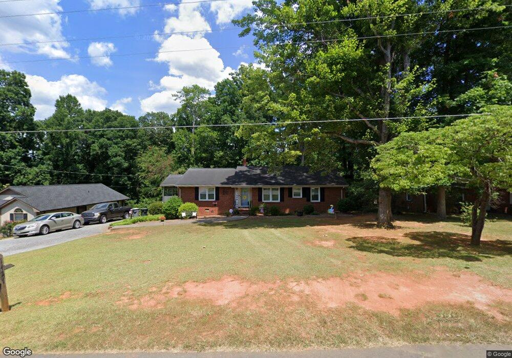 1427 Brookdale Dr, Asheboro, NC 27205 - photo 1