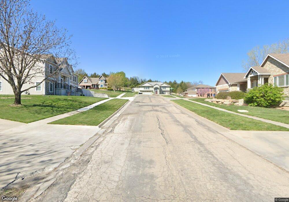 0 SW Fieldcrest Ct, Topeka, KS 66610 - photo 1