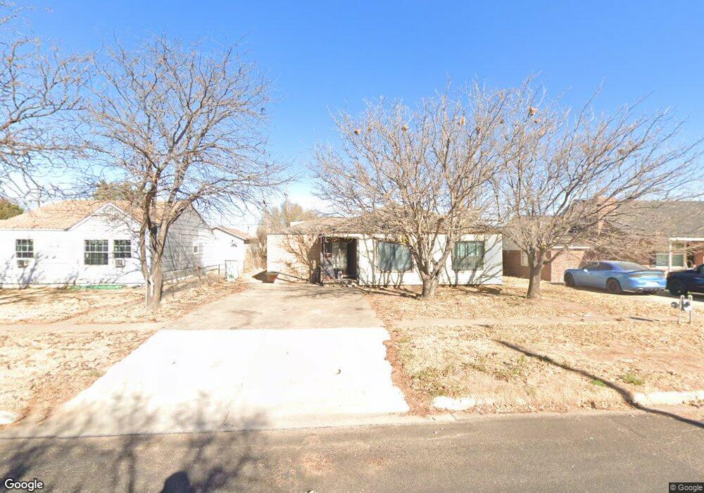 2206 Norma St, Plainview, TX 79072 - photo 1
