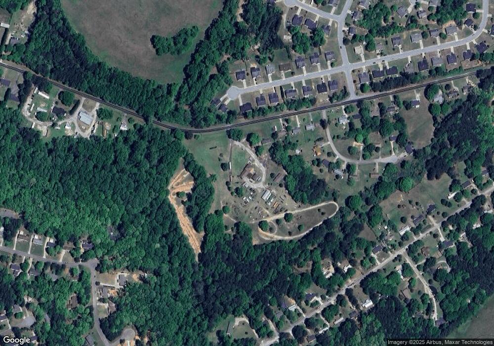 345 E Wright St, Winder, GA 30680 - photo 1