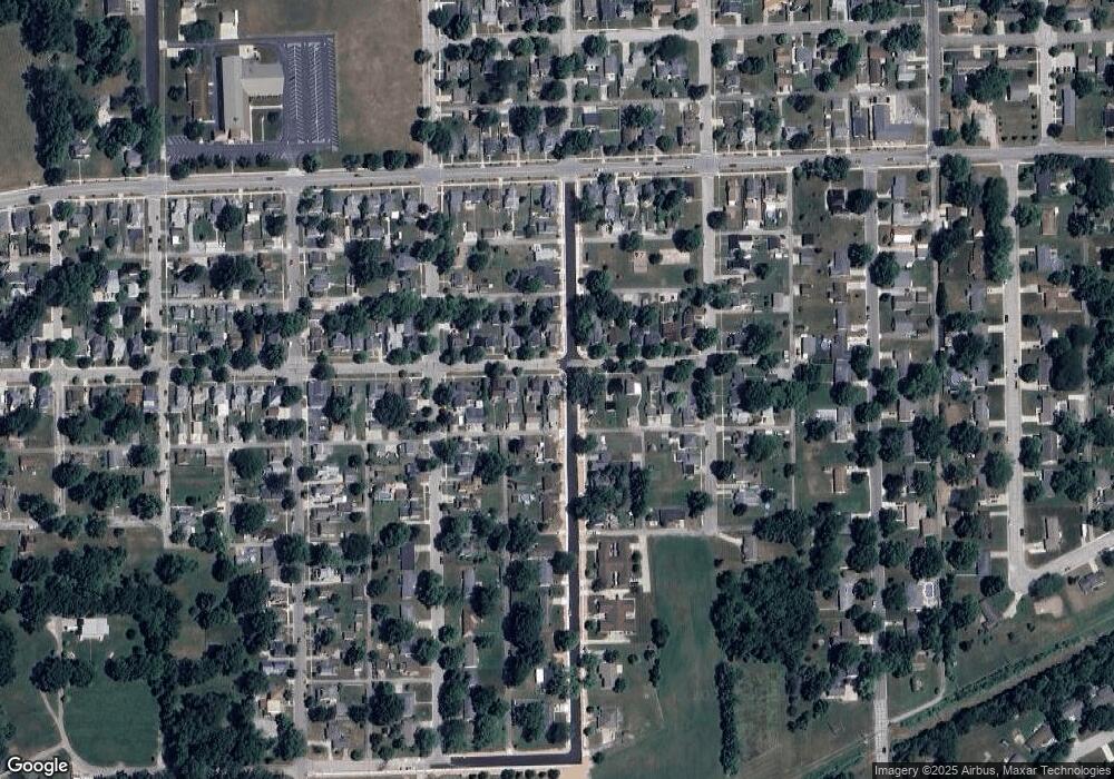 719 E 9th St, Auburn, IN 46706 - photo 1