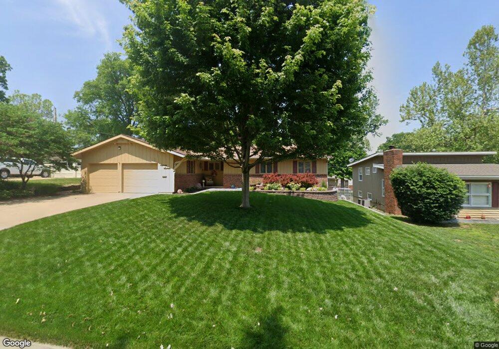 1616 SW 27th St, Topeka, KS 66611 - photo 1