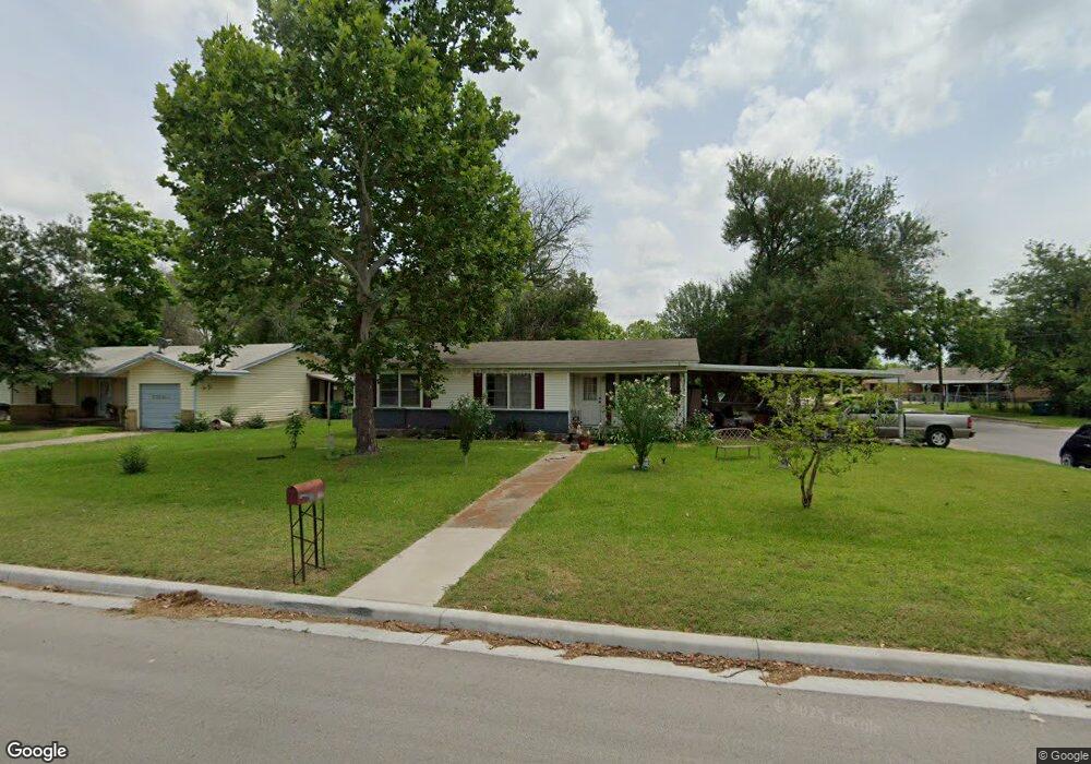 134 Meadowbrook St, Robinson, TX 76706 - photo 1