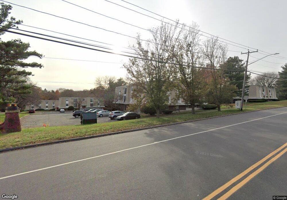 1182 Middle Turnpike W unit B1, Manchester, CT 06040 - photo 1