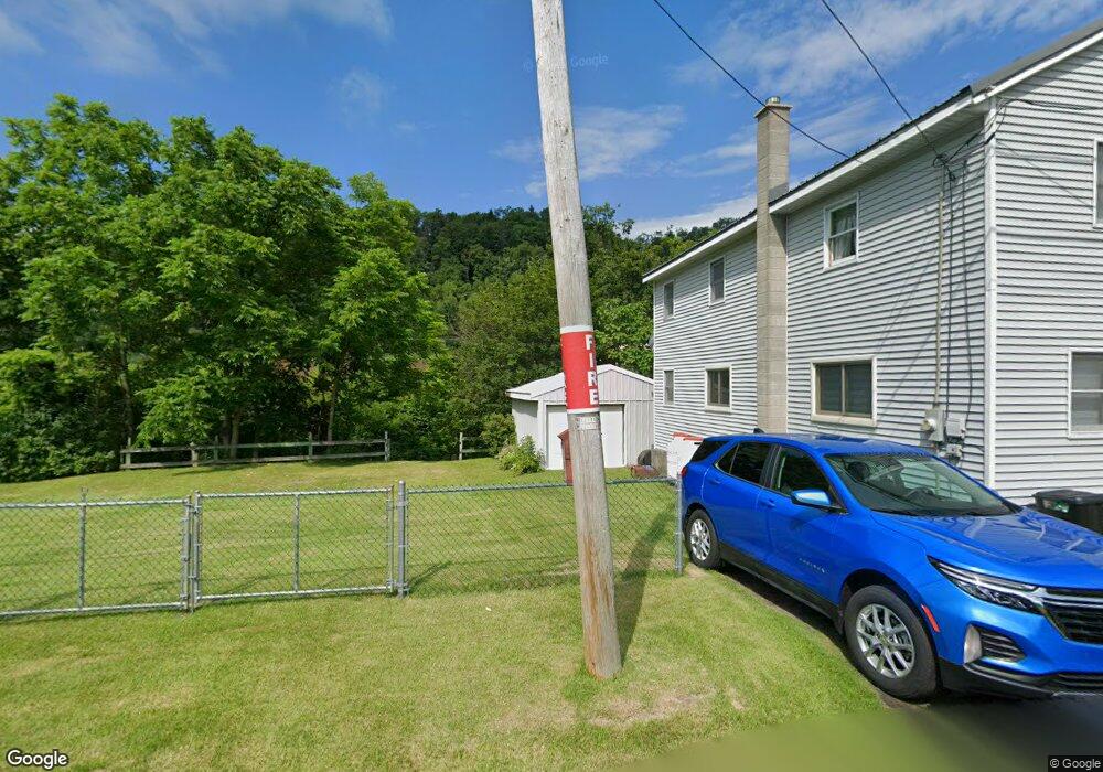 400 N Mill St, Saint Clair, PA 17970 - photo 1