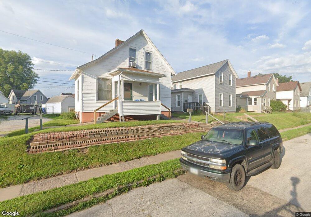 1953 Claussen St, Davenport, IA 52802 - photo 1