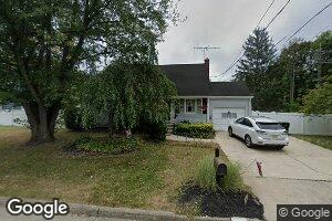 38 Oakwood Rd, Leonardo, NJ 07737