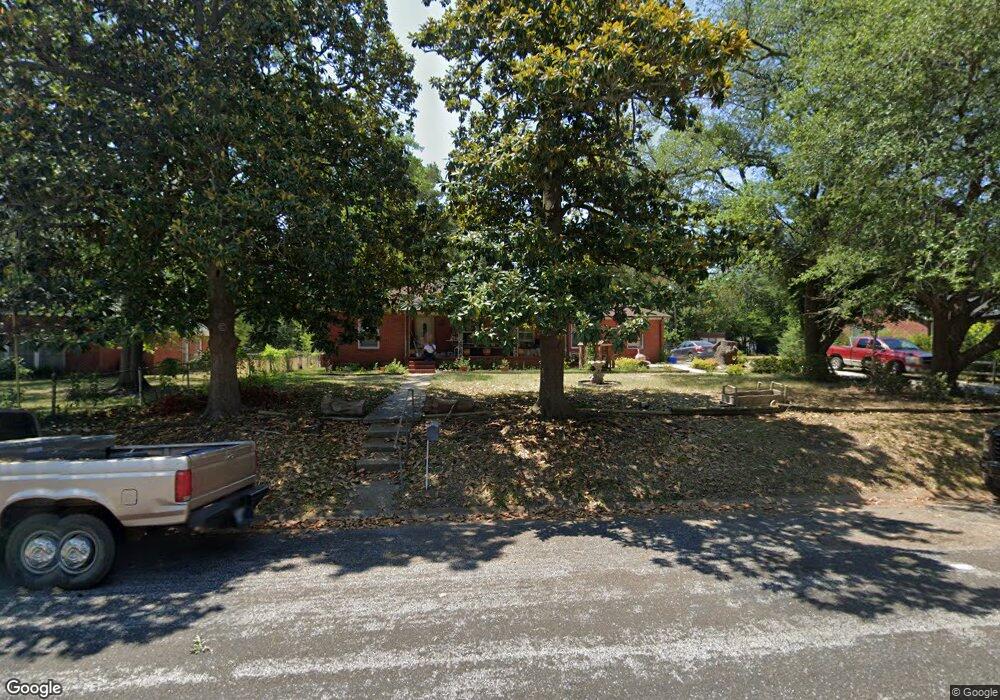 906 Emmons St, Kilgore, TX 75662 - photo 1