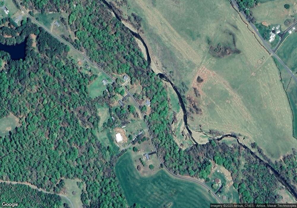 2820 Middle River Rd, Stanardsville, VA 22973 - photo 1