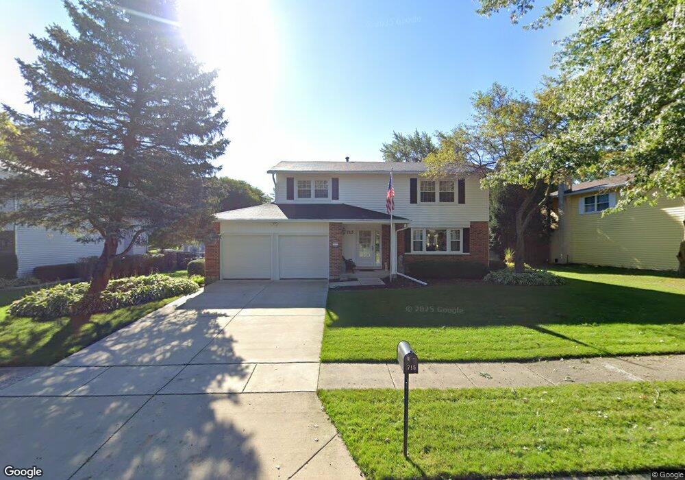 715 Mulberry Ct, Algonquin, IL 60102 - photo 1