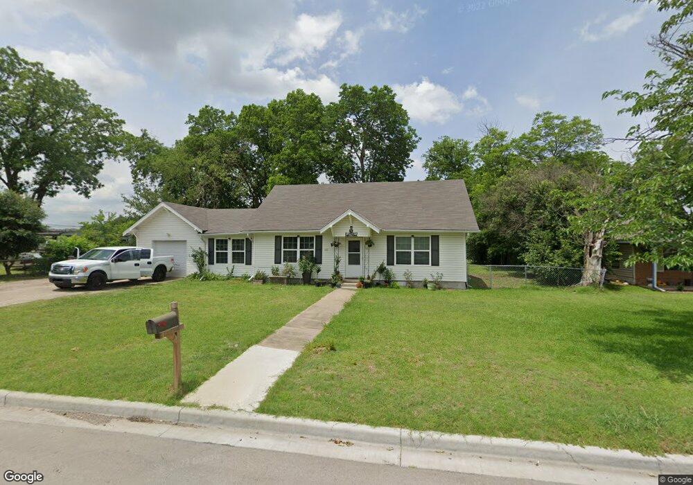 145 Brewster St, Robinson, TX 76706 - photo 1