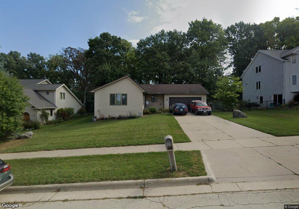 950 Peregrine Trail, Oregon, WI 53575 - photo 1