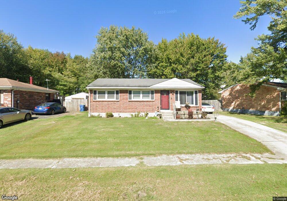 9212 Pagoda Dr, Louisville, KY 40229 - photo 1