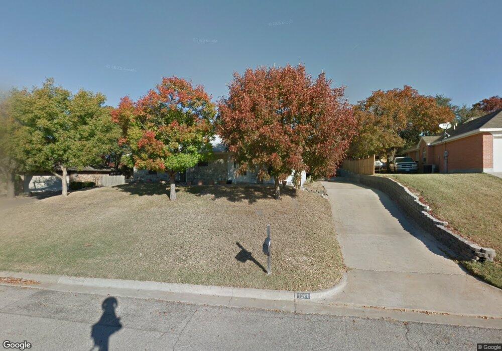 1208 Vivienne St, Weatherford, TX 76086 - photo 1