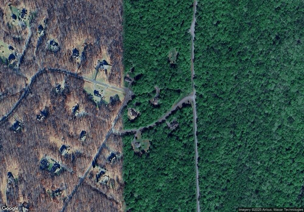 9 Spruce Run Creek Cir, Dingmans Ferry, PA 18328 - photo 1