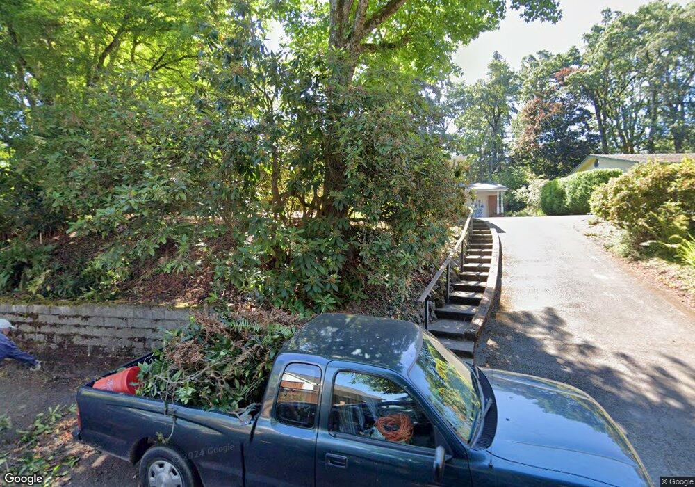 1709 Skyline Blvd, Eugene, OR 97403 - photo 1