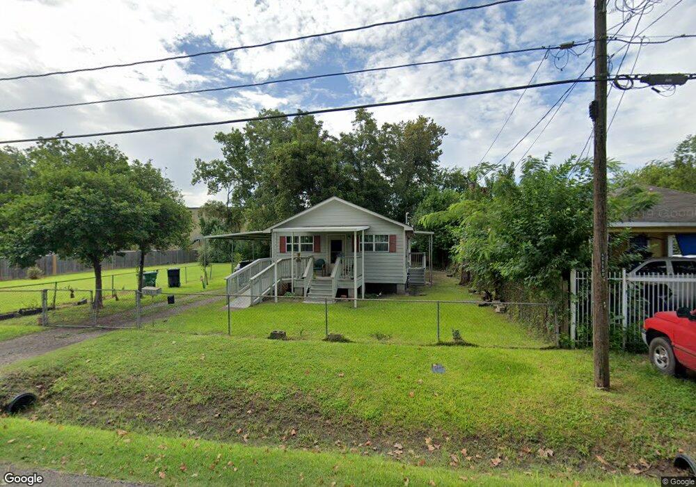 3026 Reid St, Houston, TX 77026 - photo 1