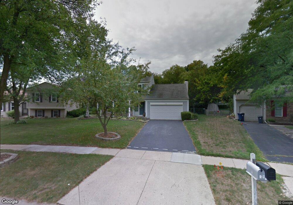 921 Timberwood Ln, Algonquin, IL 60102 - photo 1