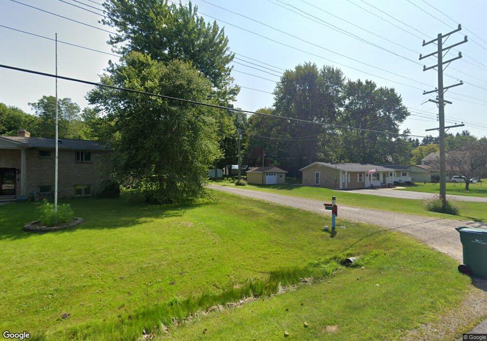 2890 Beach Rd, Port Huron, MI 48060 - photo 1