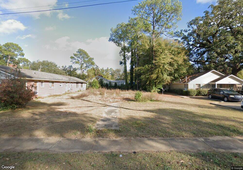 909 S West St, Bainbridge, GA 39819 - photo 1