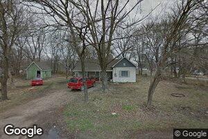 400 W Robbins St, Walnut, KS 66780