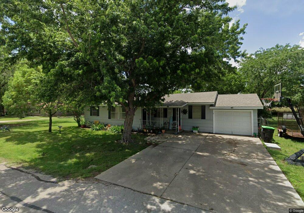 560 S Hitt St, Boyd, TX 76023 - photo 1