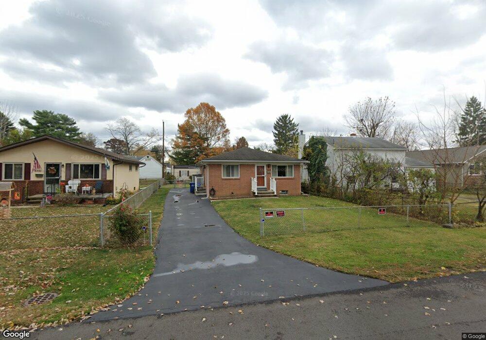 646 Erickson Ave, Columbus, OH 43213 - photo 1