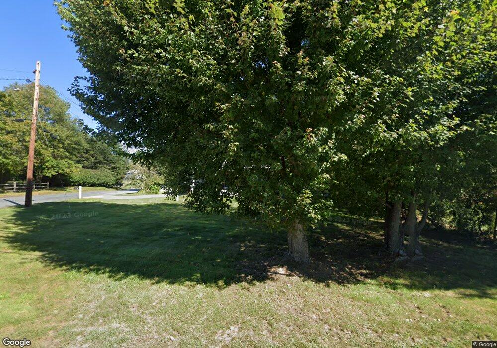 298 Fiske St, Holliston, MA 01746 - photo 1