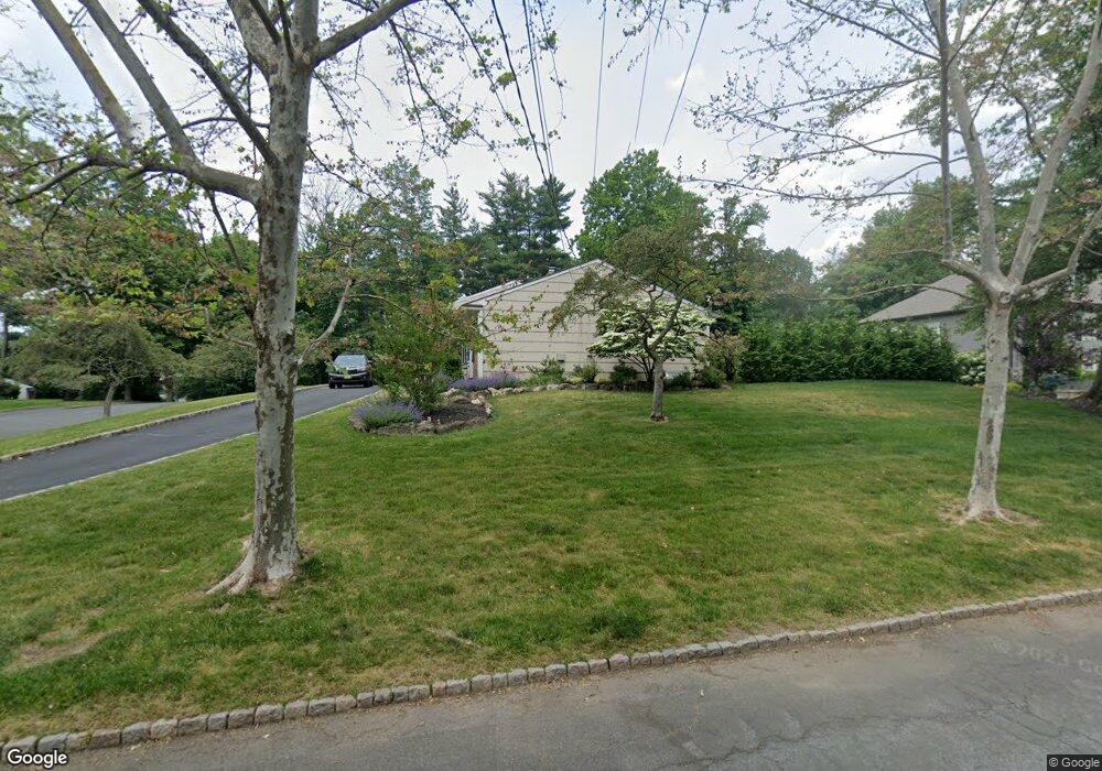 55 Kean Rd, Short Hills, NJ 07078 - photo 1