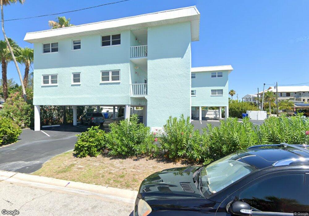 8200 Bayshore Dr unit 7, Treasure Island, FL 33706 - photo 1