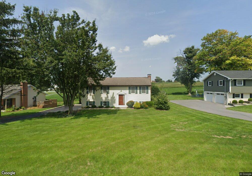 2525 Bachmantown Rd, Ronks, PA 17572 - photo 1