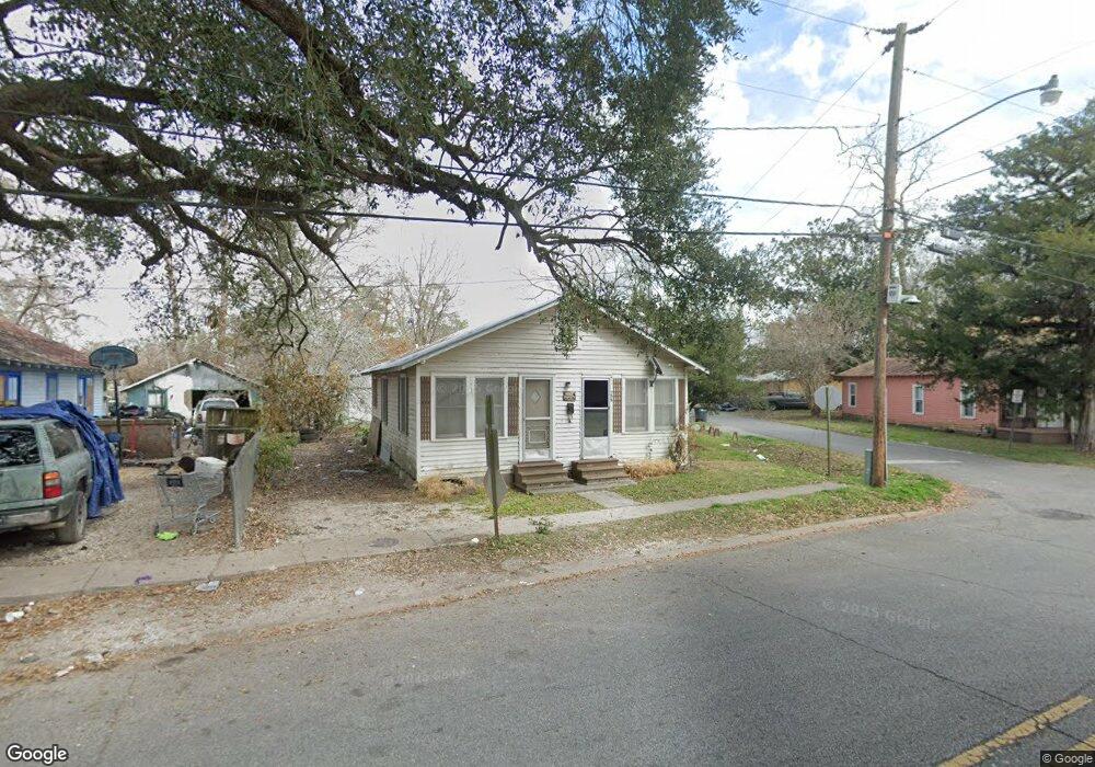 723 Park Ave, New Iberia, LA 70560 - photo 1