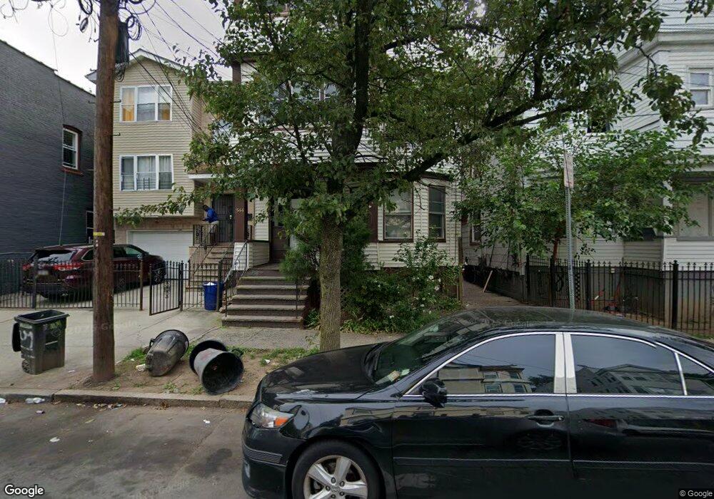 544 S 20th St unit 3, Newark, NJ 07103 - photo 1