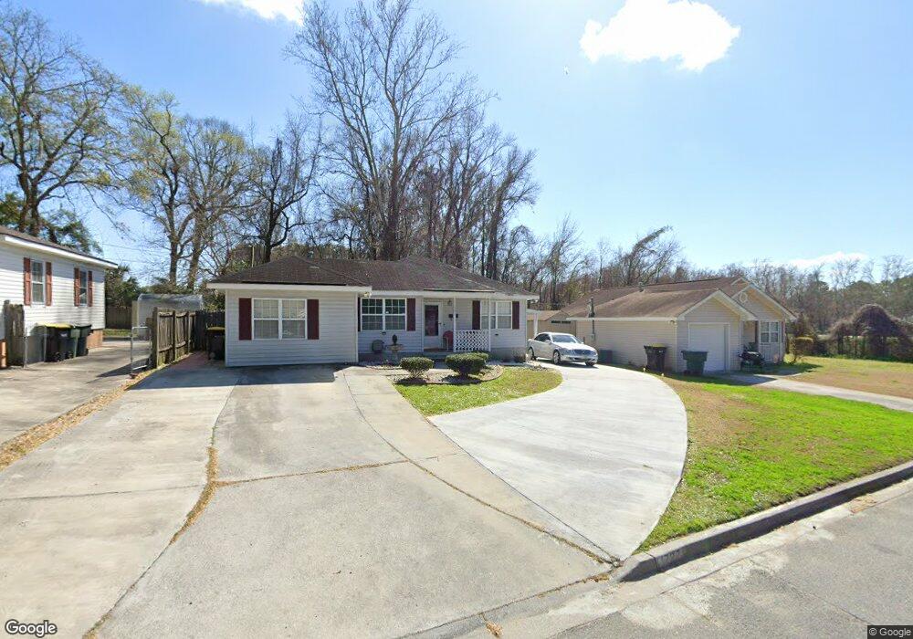 1727 E 33rd St, Savannah, GA 31404 - photo 1