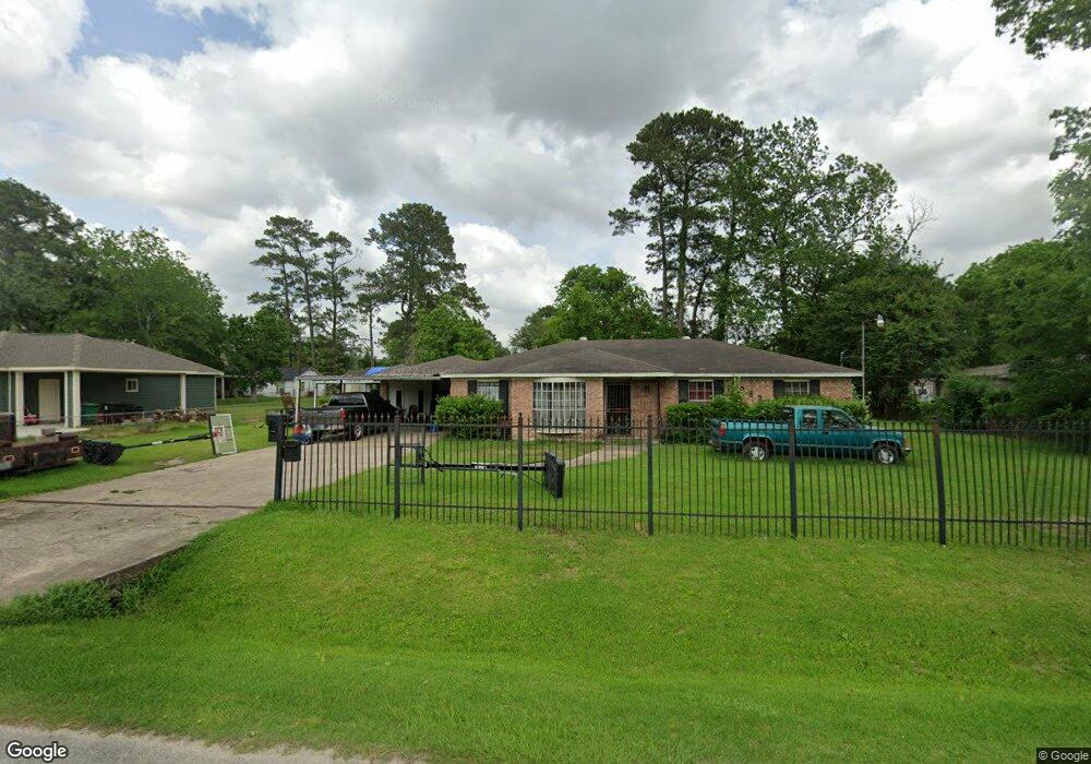 10528 Wicklowe St, Houston, TX 77016 - photo 1