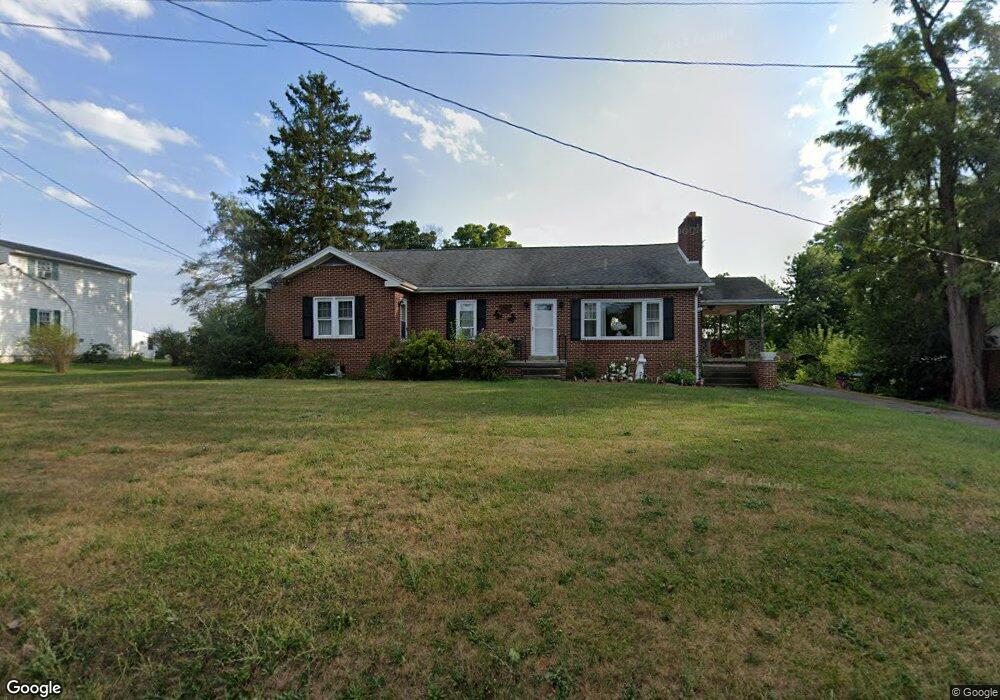 48 Maple St, Gettysburg, PA 17325 - photo 1