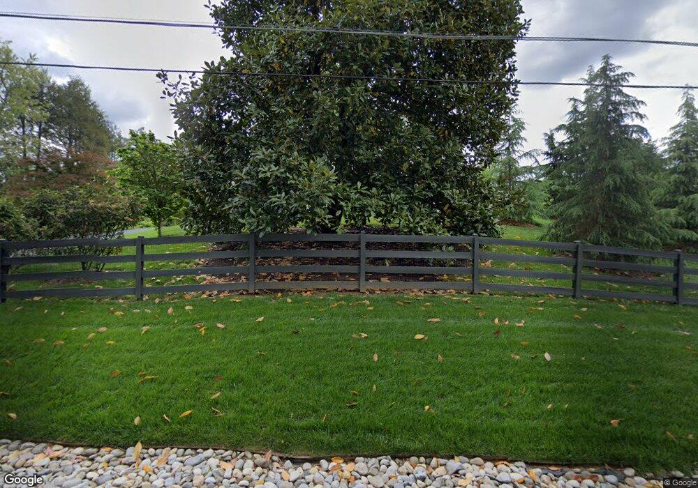 1033 Savile Ln, McLean, VA 22101 - photo 1