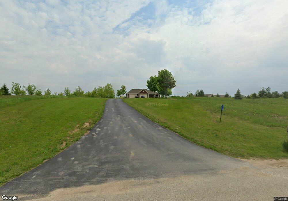 7810 Sandy Ridge Rd, Kewaskum, WI 53040 - photo 1