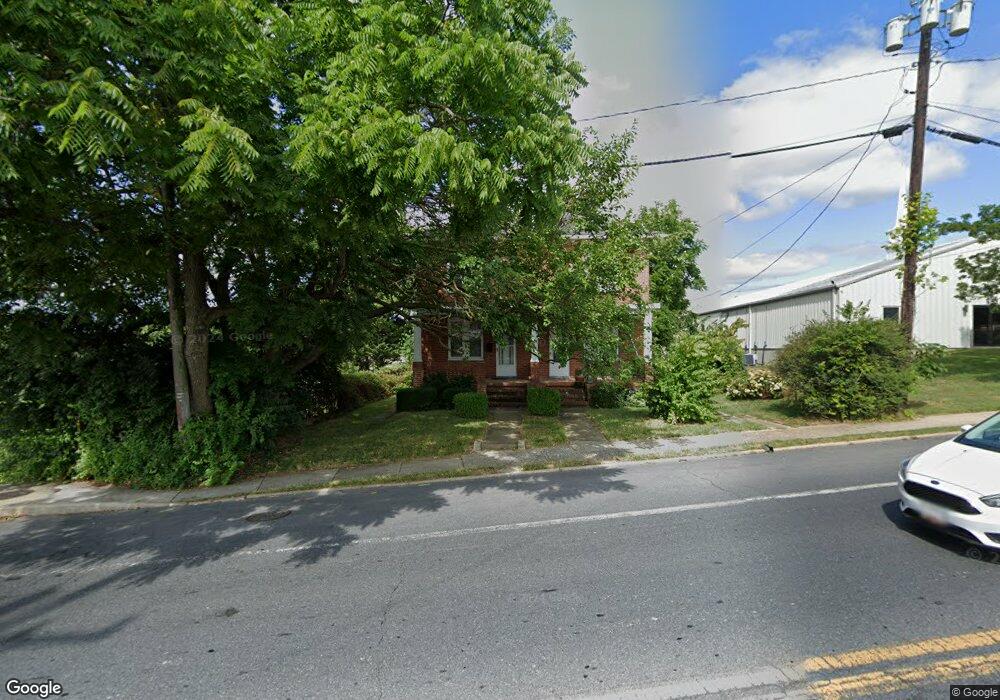 521 S Market St, Frederick, MD 21701 - photo 1